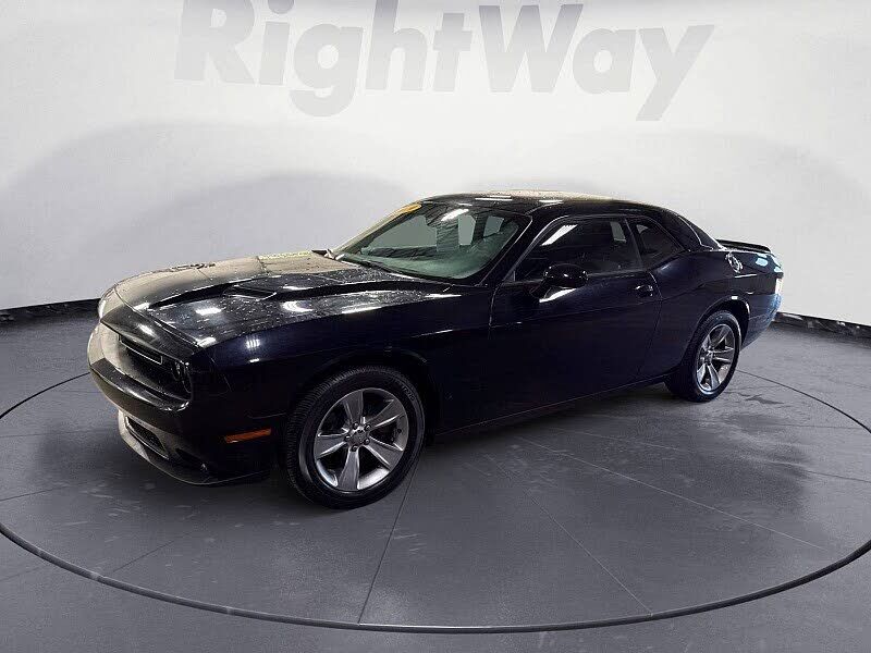 2019 DODGE Challenger