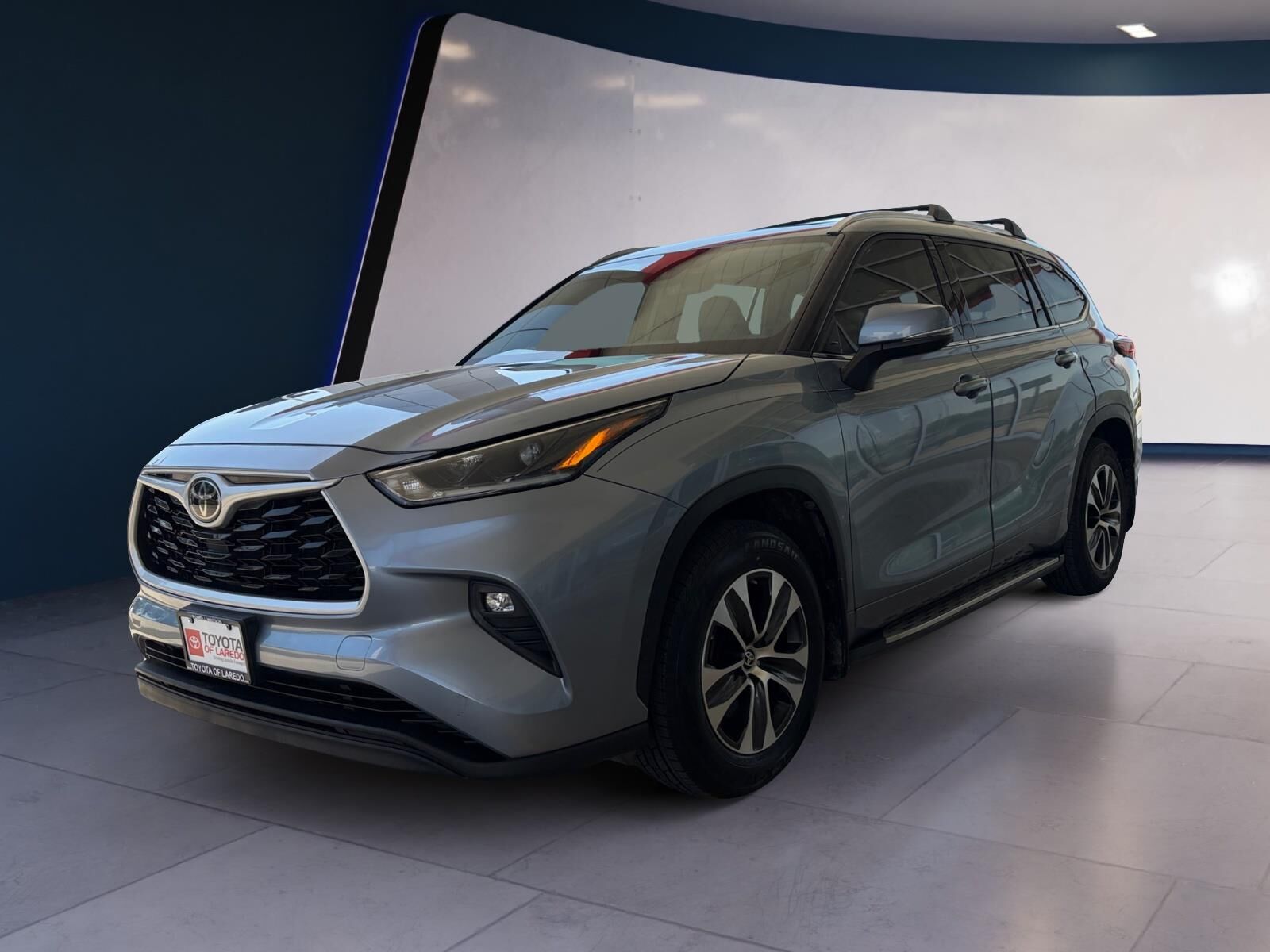 2021 TOYOTA Highlander