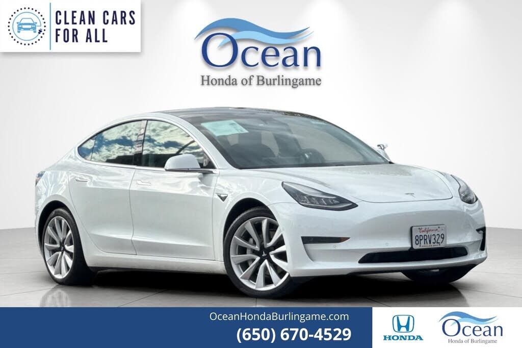 2020 TESLA Model 3