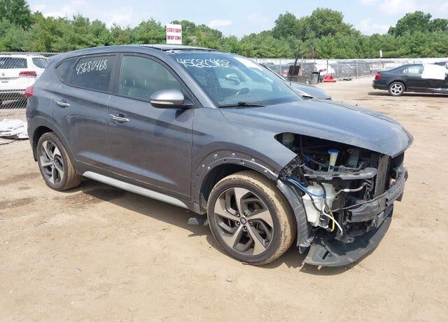 2017 HYUNDAI Tucson