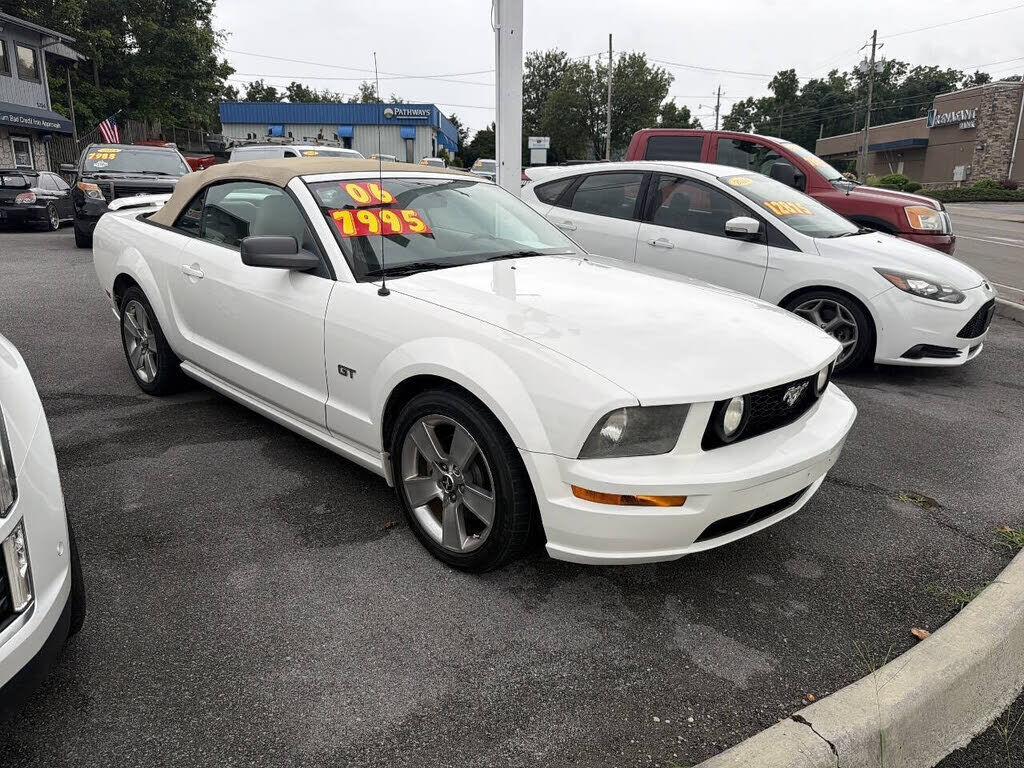 2006 FORD Mustang