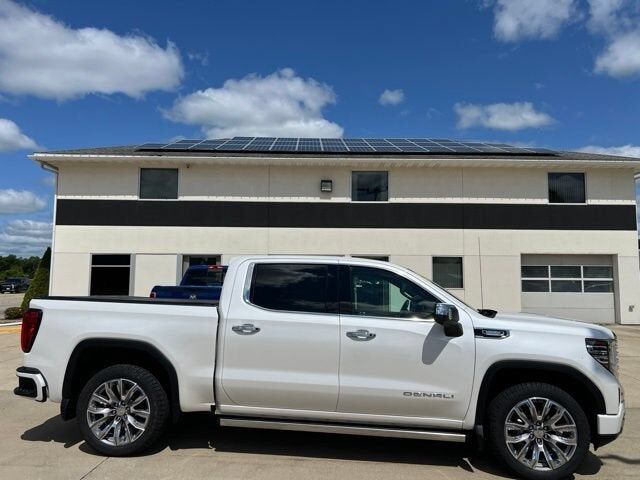2023 GMC Sierra