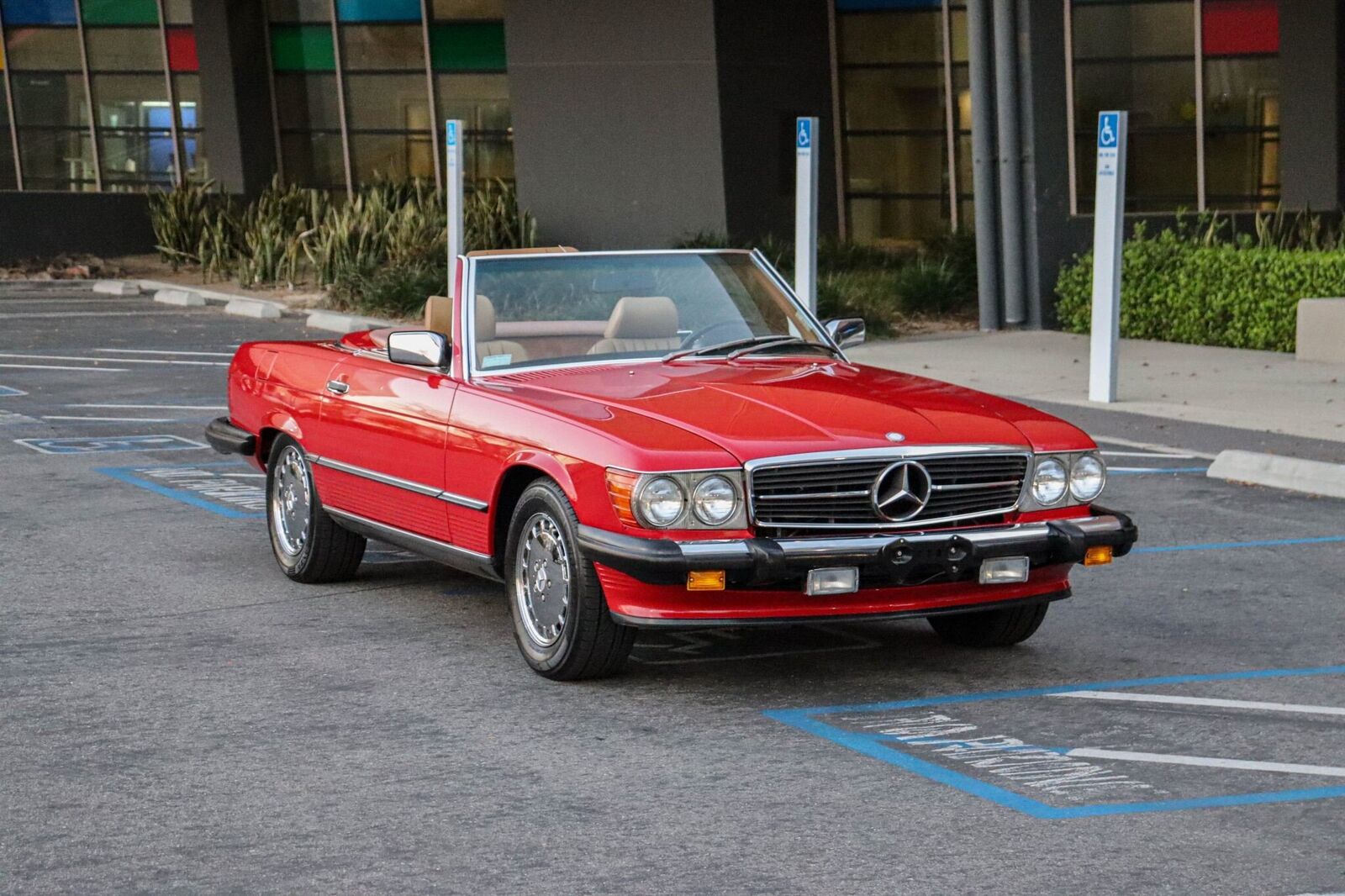 1988 MERCEDES-BENZ 560