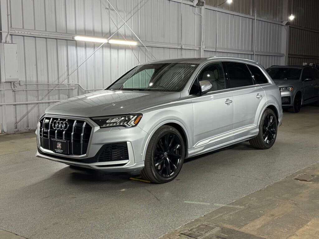 2022 AUDI SQ7