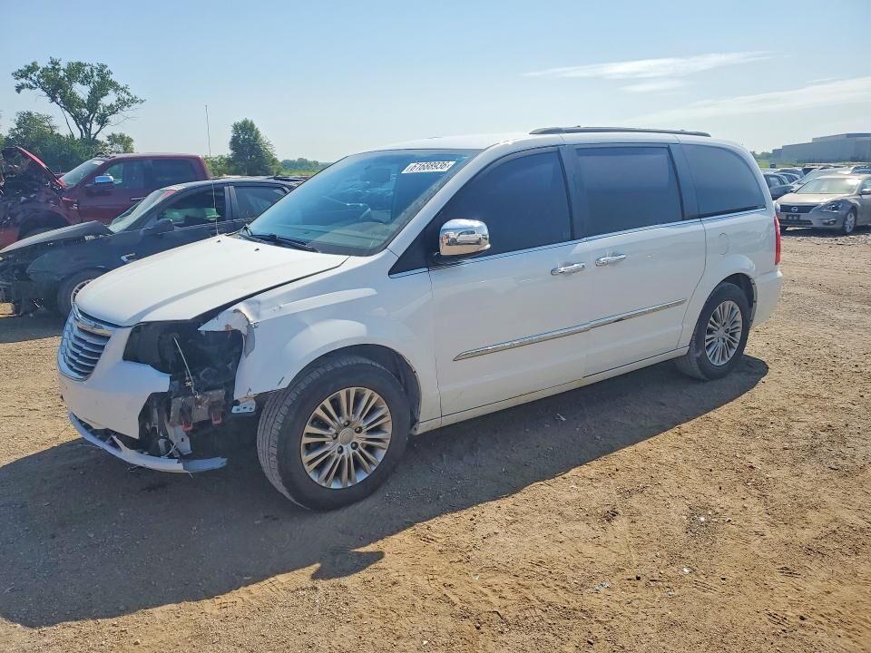 2015 CHRYSLER Town and Country