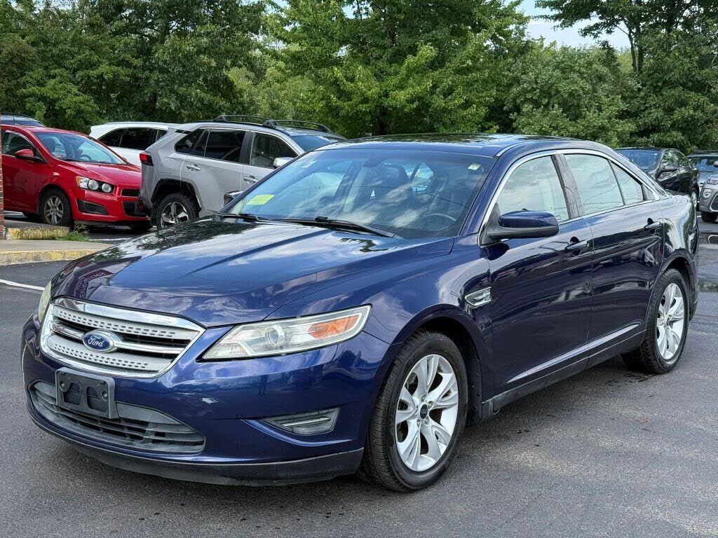 2011 FORD Taurus