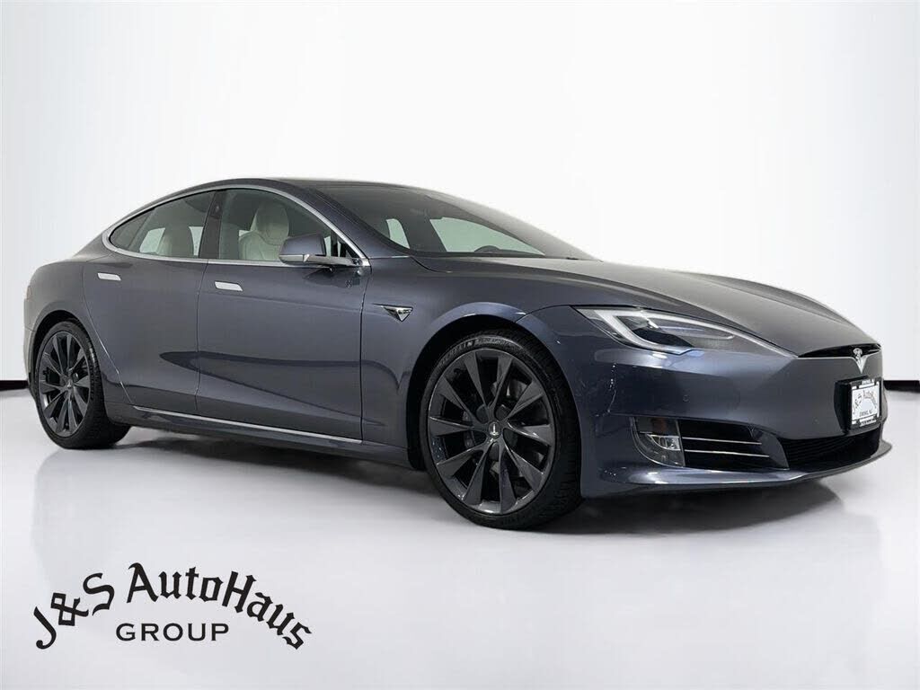 2020 TESLA Model S