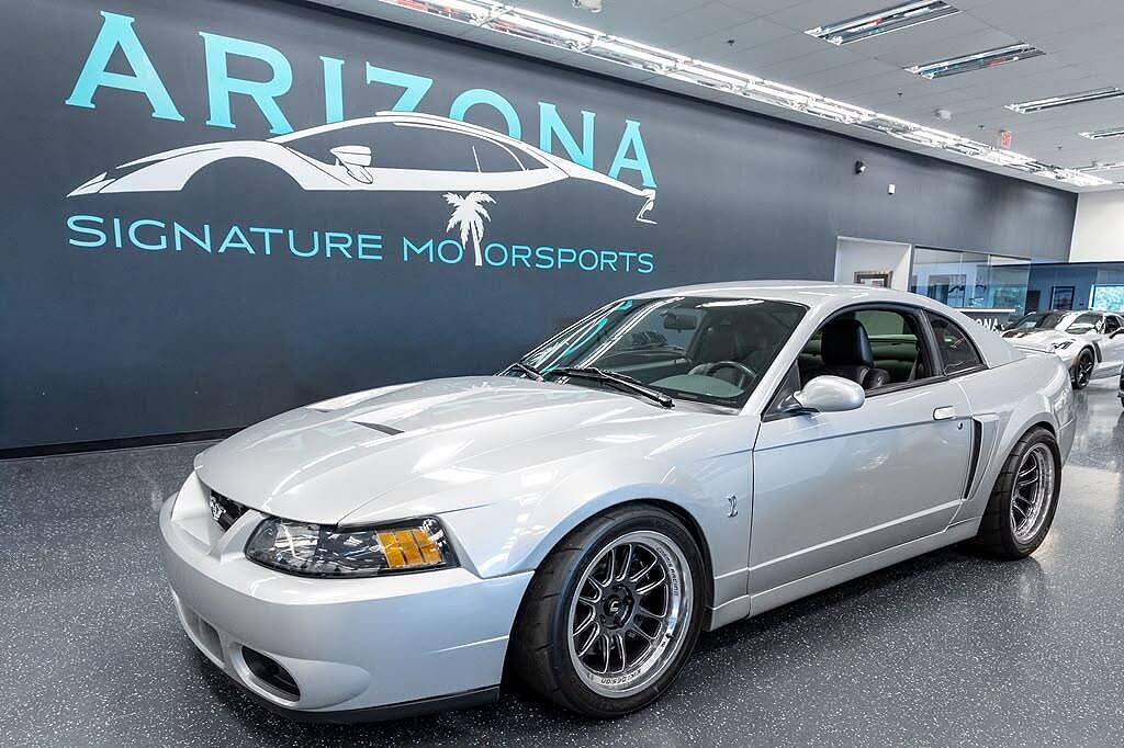 2004 FORD Mustang