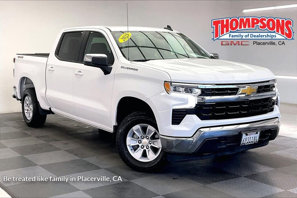 2025 CHEVROLET Silverado