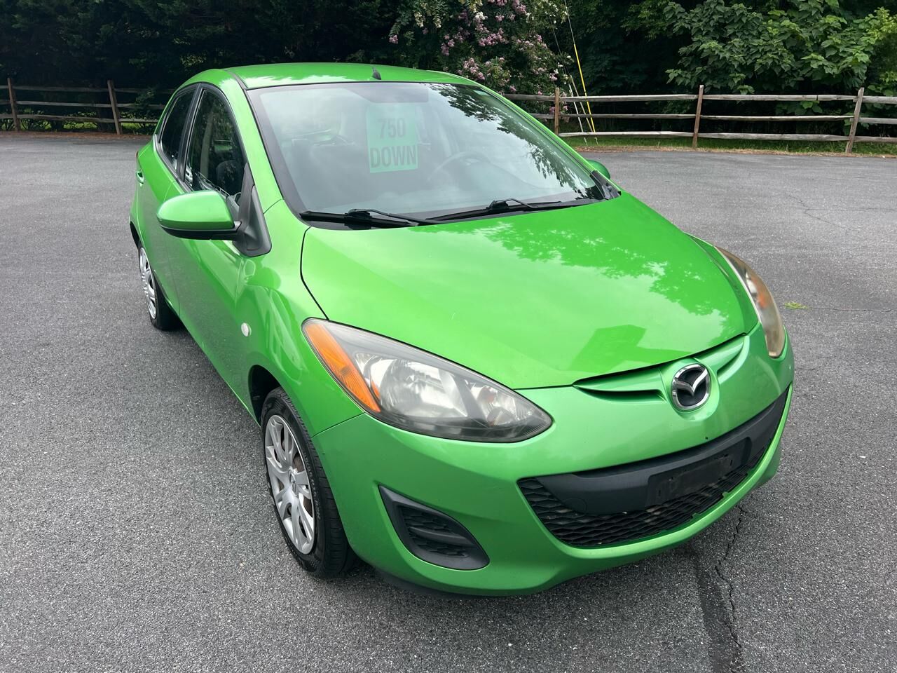 2012 MAZDA Mazda2