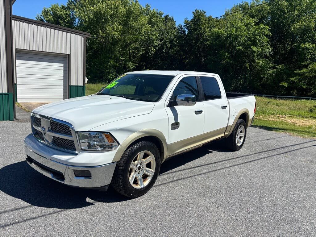2012 DODGE Ram