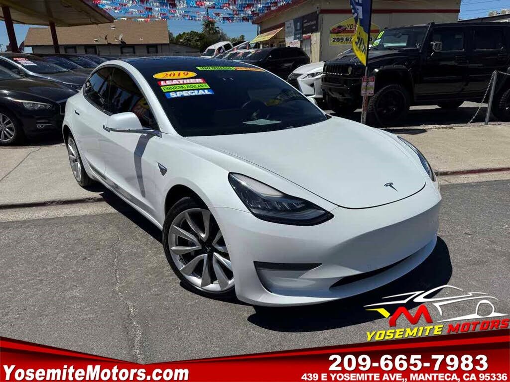 2019 TESLA Model 3