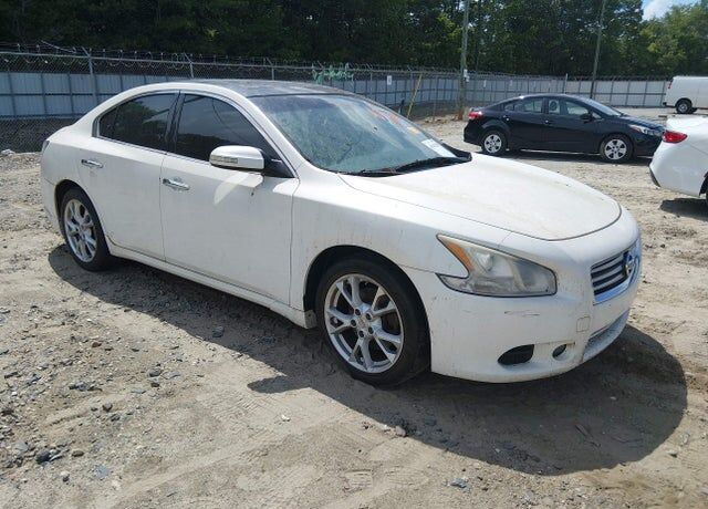2012 NISSAN Maxima
