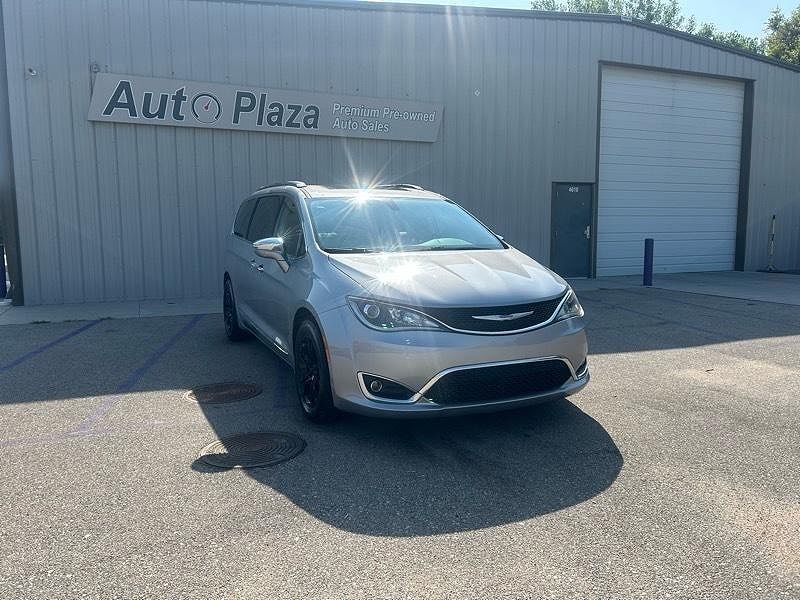 2020 CHRYSLER Pacifica