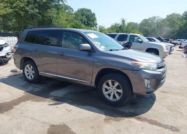2012 TOYOTA Highlander