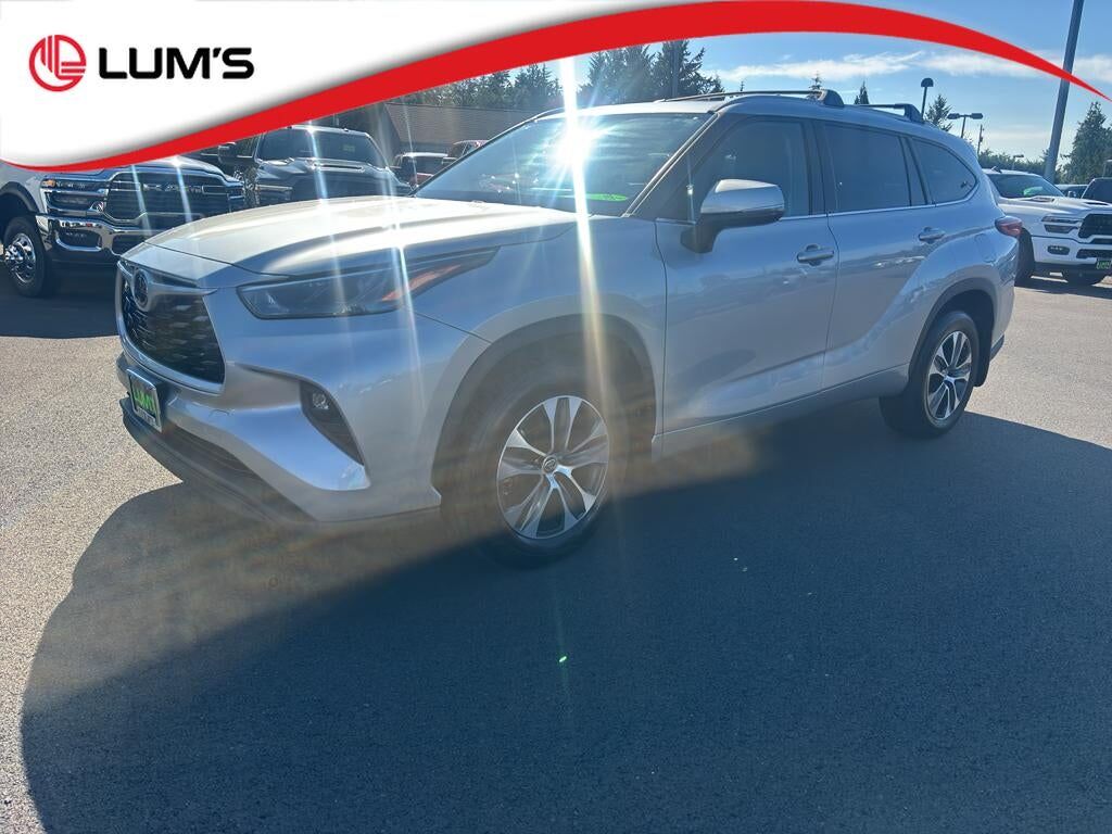 2022 TOYOTA Highlander