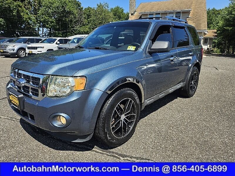 2011 FORD Escape