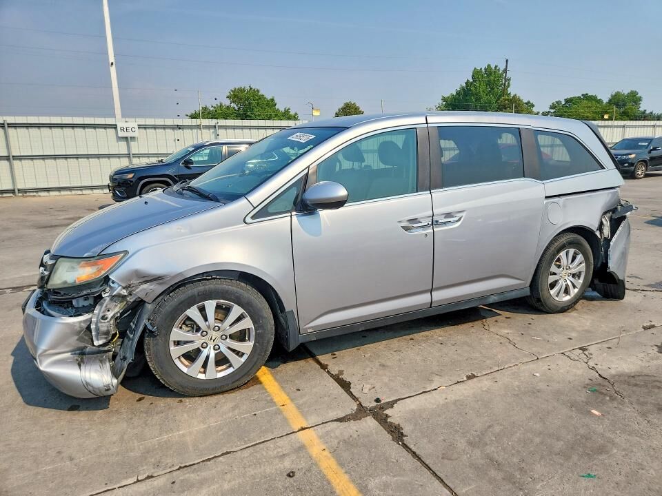 2016 HONDA Odyssey