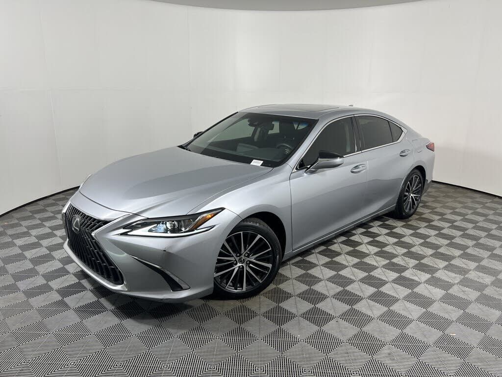 2023 LEXUS ES