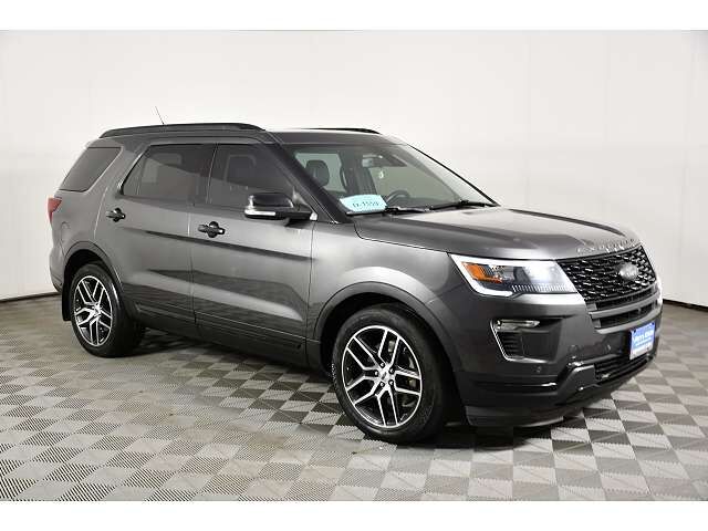2018 FORD Explorer