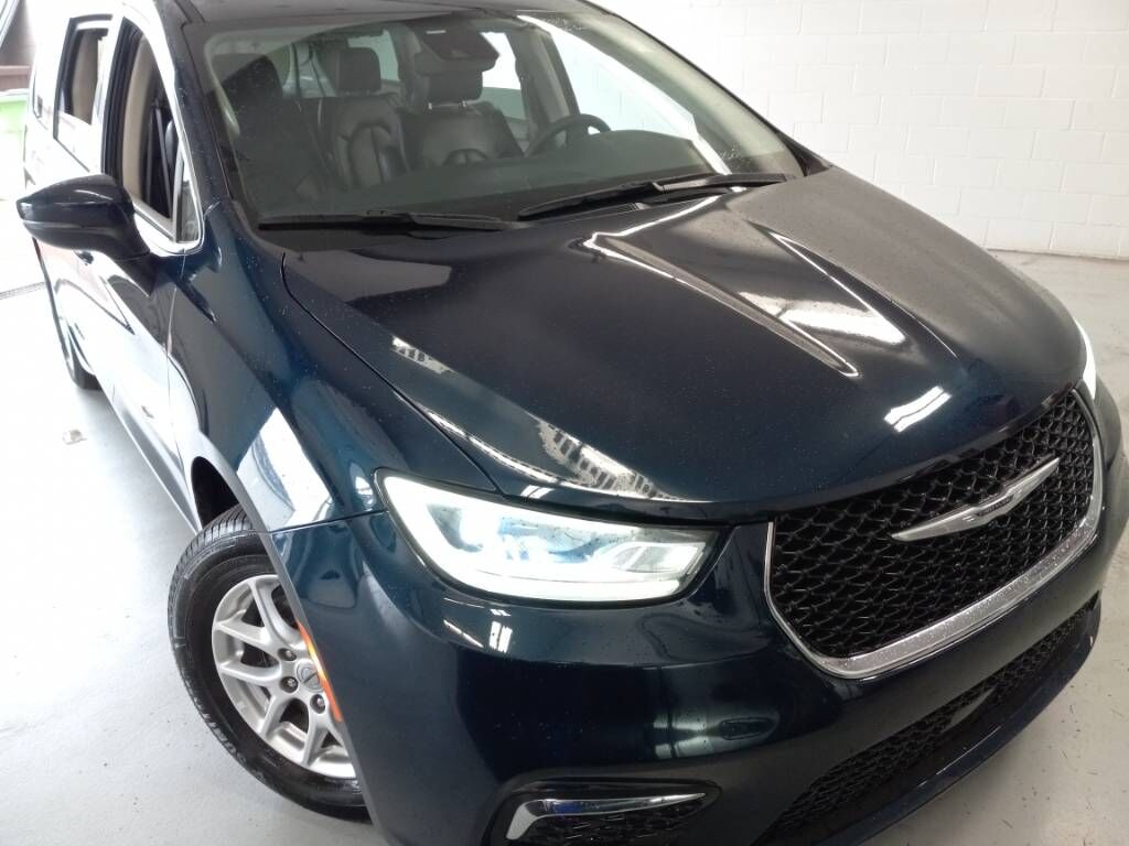 2023 CHRYSLER Pacifica