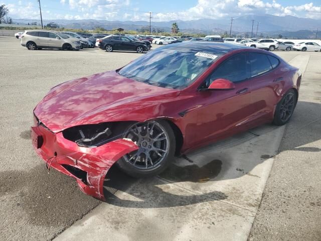 2024 TESLA Model S