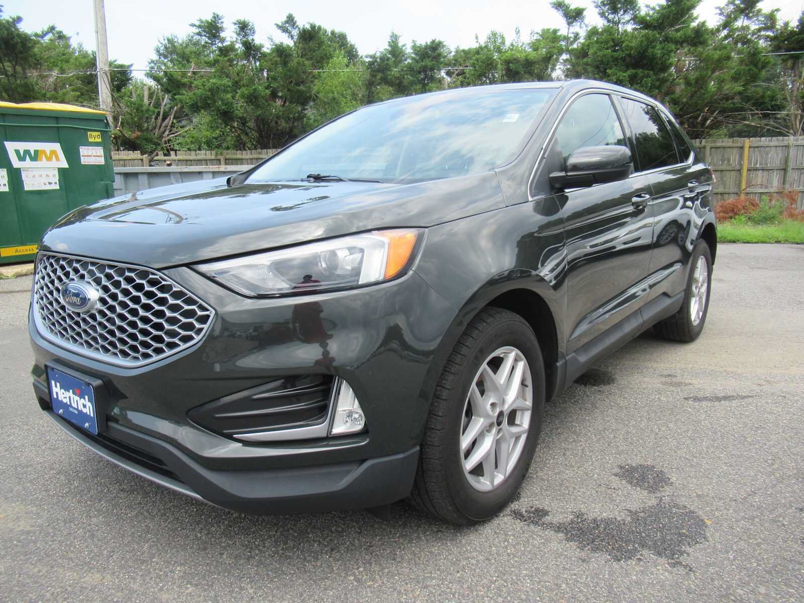 2023 FORD Edge