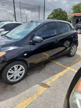 2013 MAZDA Mazda2