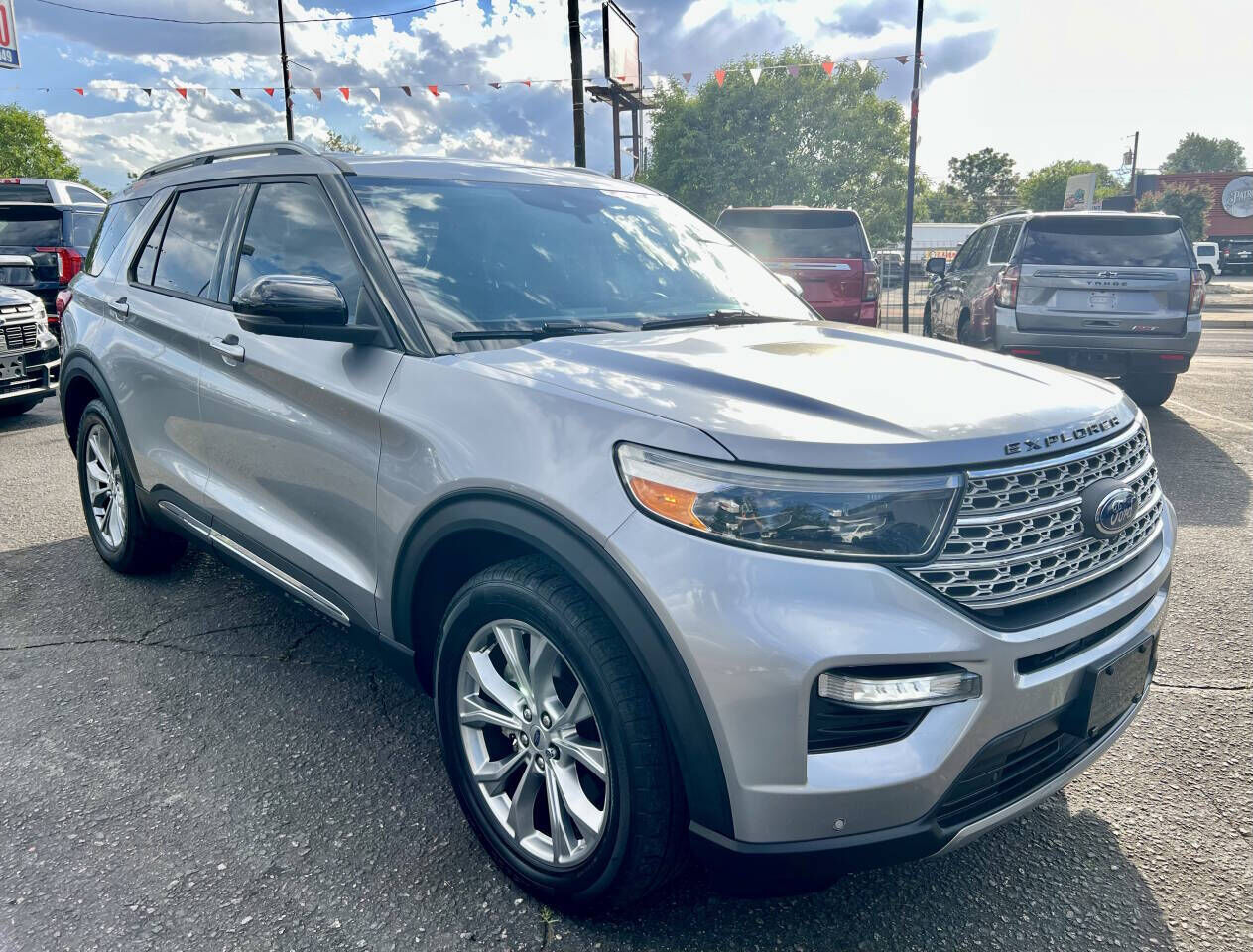 2021 FORD Explorer