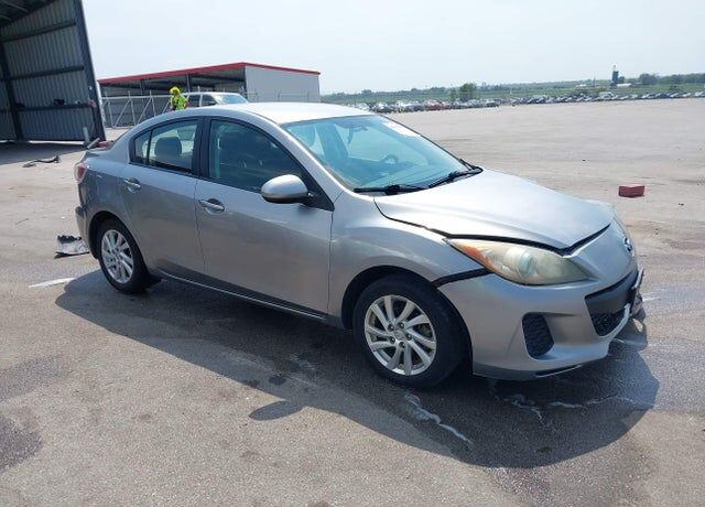 2012 MAZDA Mazda3