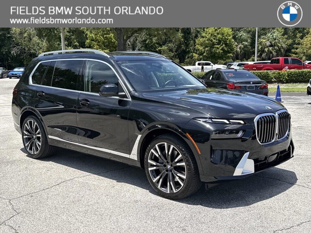 2025 BMW X7