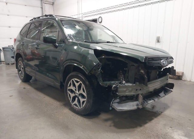 2023 SUBARU Forester