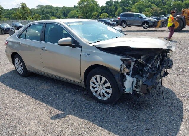 2016 TOYOTA Camry