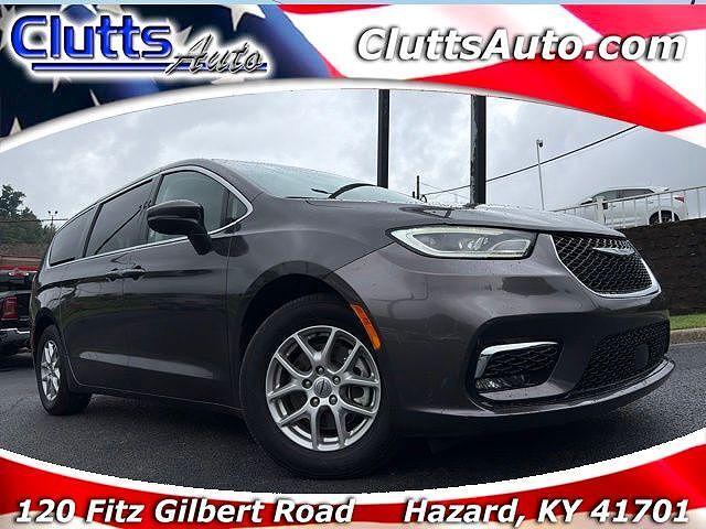 2023 CHRYSLER Pacifica