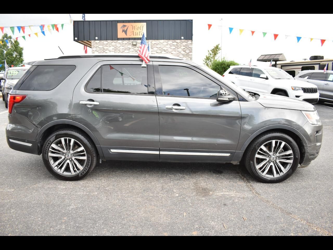 2018 FORD Explorer