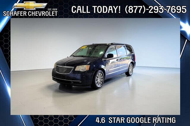 2014 CHRYSLER Town and Country