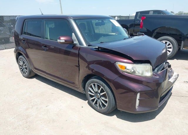 2013 TOYOTA SCION