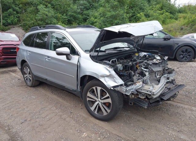 2018 SUBARU Outback