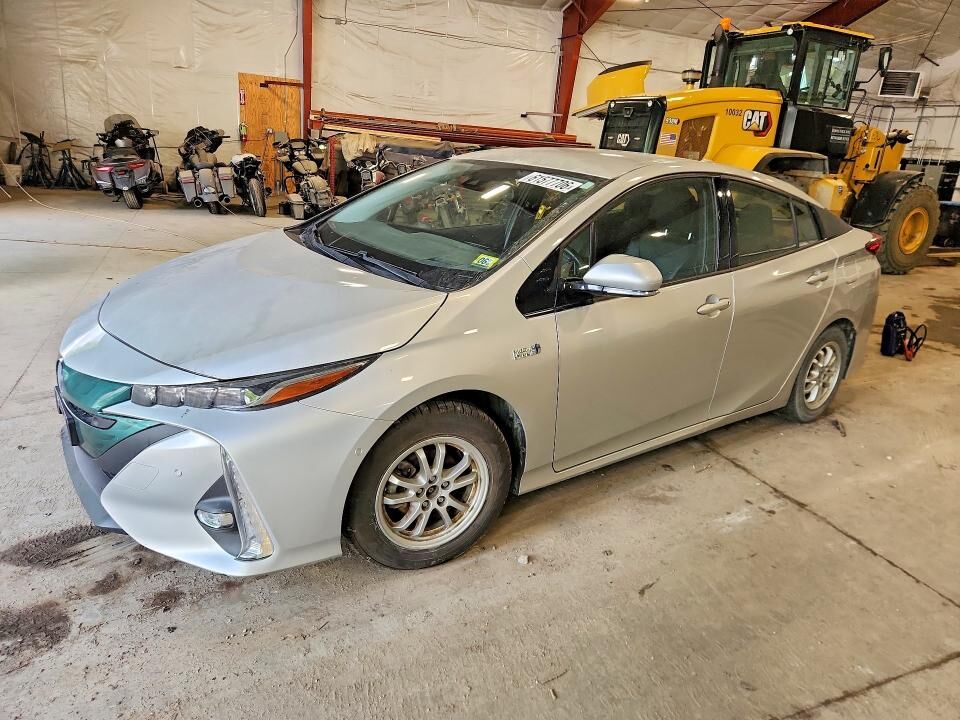 2018 TOYOTA Prius