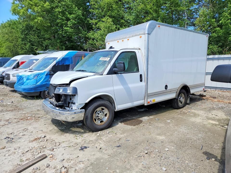 2024 CHEVROLET Express