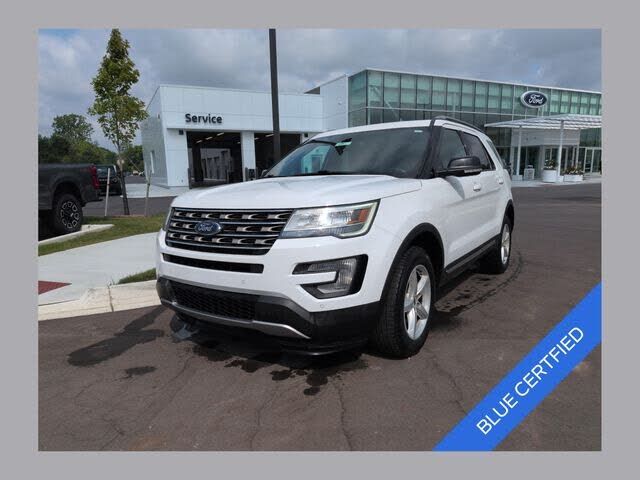 2017 FORD Explorer