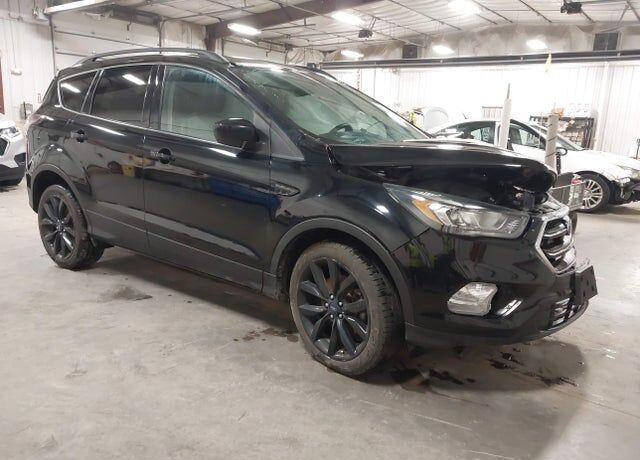 2017 FORD Escape