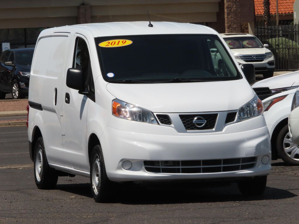 2019 NISSAN NV200