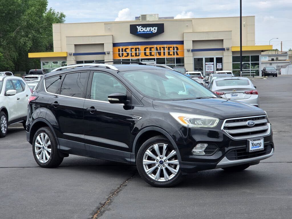 2017 FORD Escape