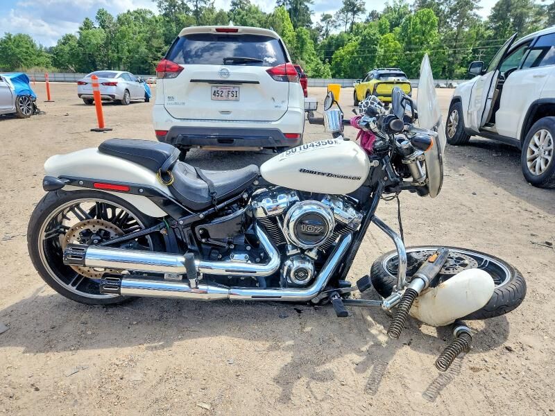 2019 HARLEY DAVIDSON FXBR / Breakout