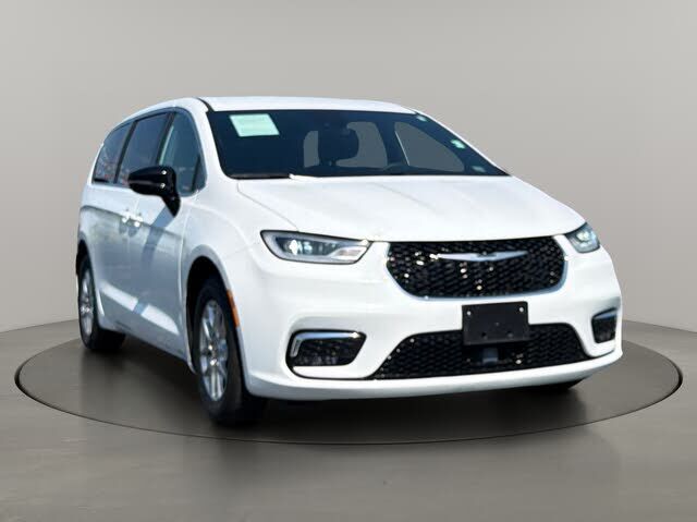 2025 CHRYSLER Pacifica