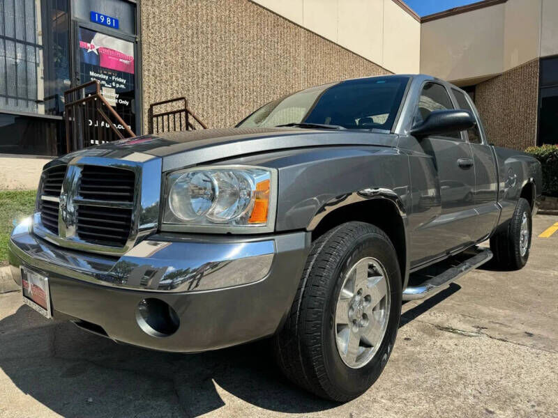 2005 DODGE Dakota