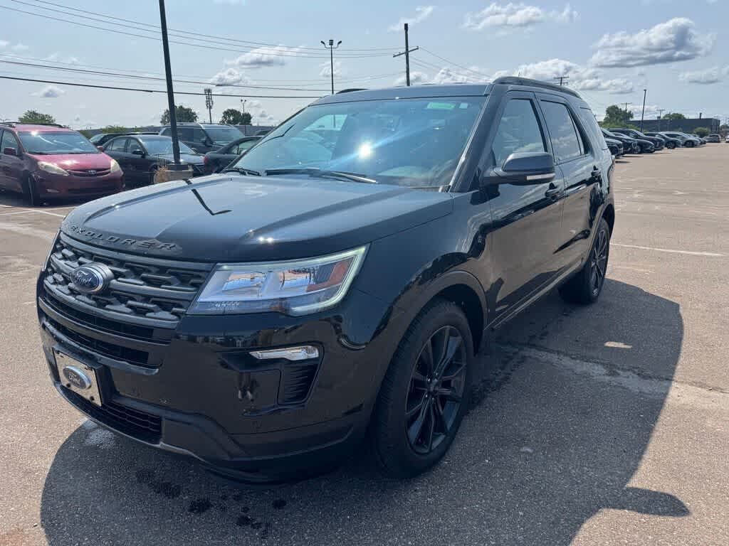 2018 FORD Explorer