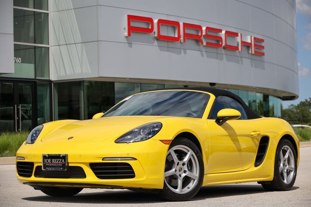 2024 PORSCHE 718