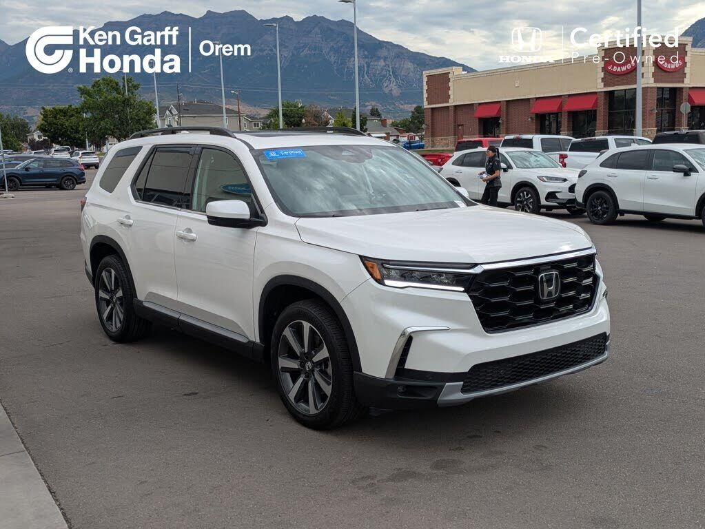 2025 HONDA Pilot